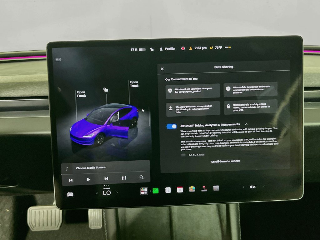 Used 2024 Tesla Model 3 Standard Range RWD image 21