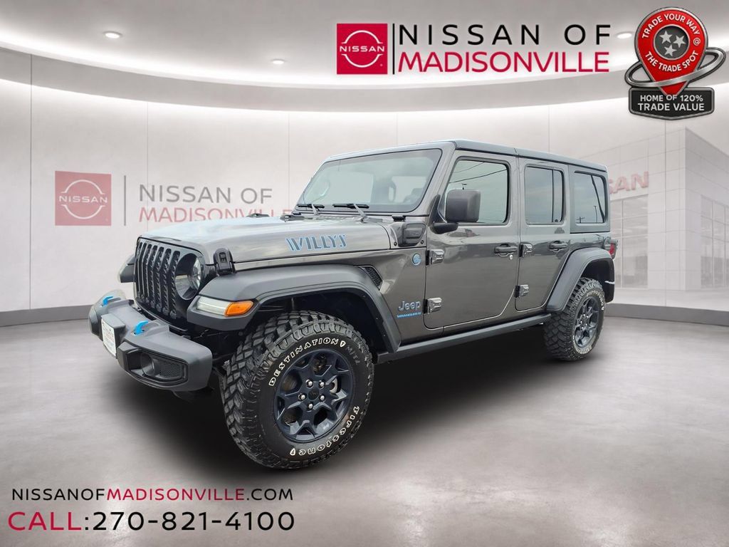Used 2023 Jeep Wrangler Unlimited w/ Dual Top Group AWD/4WD image 4