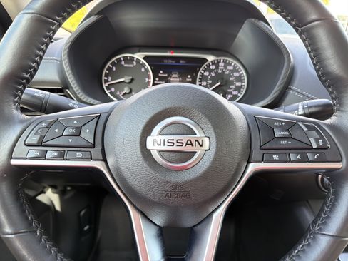 Used 2023 Nissan Sentra SV w/ All-Weather Package FWD image 10