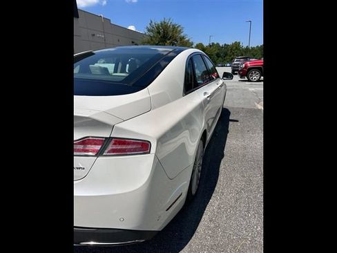 Used 2017 Lincoln MKZ Reserve w/ Technology Package AWD/4WD image 5