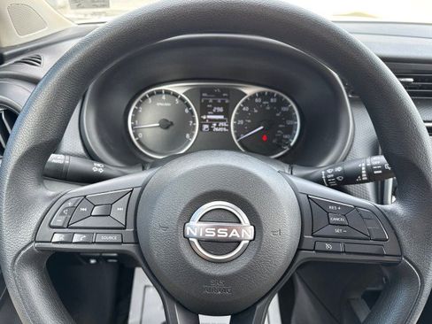 Used 2024 Nissan Kicks S image 15