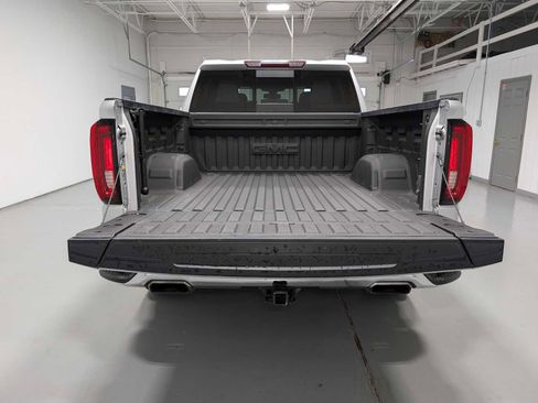 Certified 2020 GMC Sierra 1500 SLT w/ SLT Premium Plus Package AWD/4WD image 44