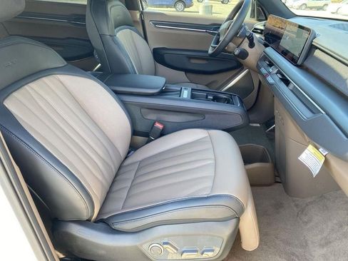 New 2026 Kia EV9 GT-Line image 27