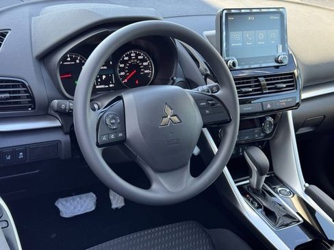 New 2026 Mitsubishi Eclipse Cross ES image 13