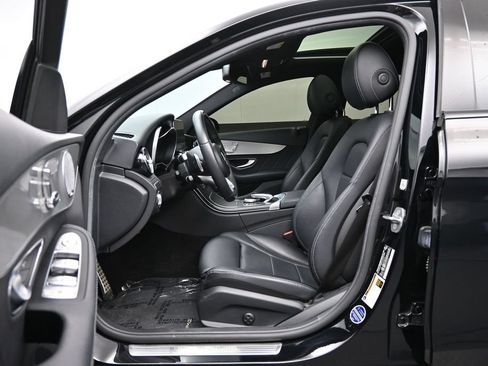 Used 2018 Mercedes-Benz C 300 4MATIC Sedan image 25
