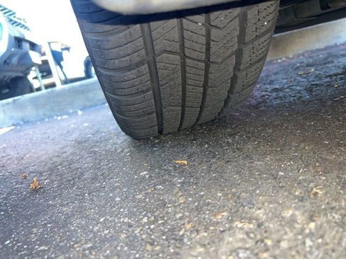 Used 2020 Nissan Versa SV image 20