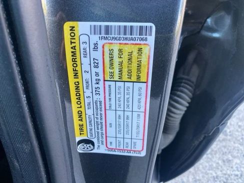 Used 2017 Ford Escape SE AWD/4WD image 28