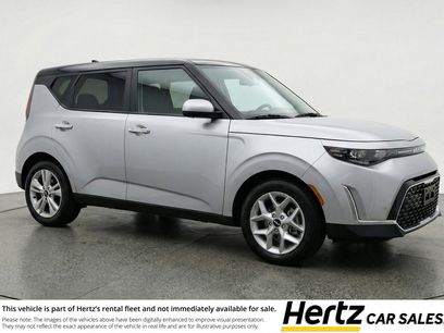 Used 2025 Kia Soul LX w/ LX Technology Package