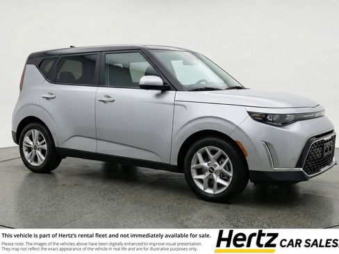 Used 2025 Kia Soul LX w/ LX Technology Package image 1
