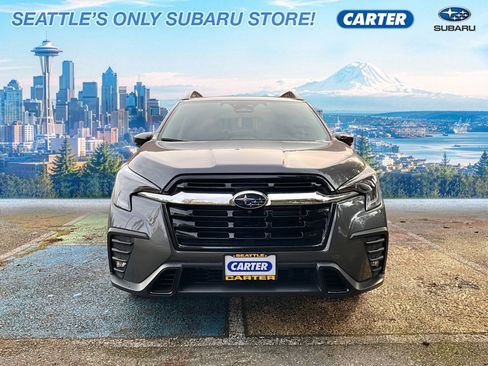 Used 2025 Subaru Ascent Limited AWD/4WD image 2