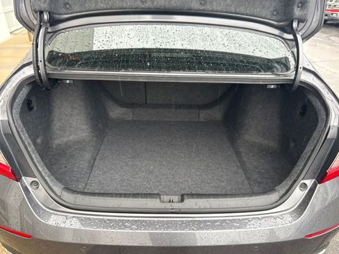 Used 2019 Honda Accord Touring image 7