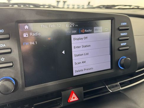 Used 2025 Hyundai Elantra Sport image 27