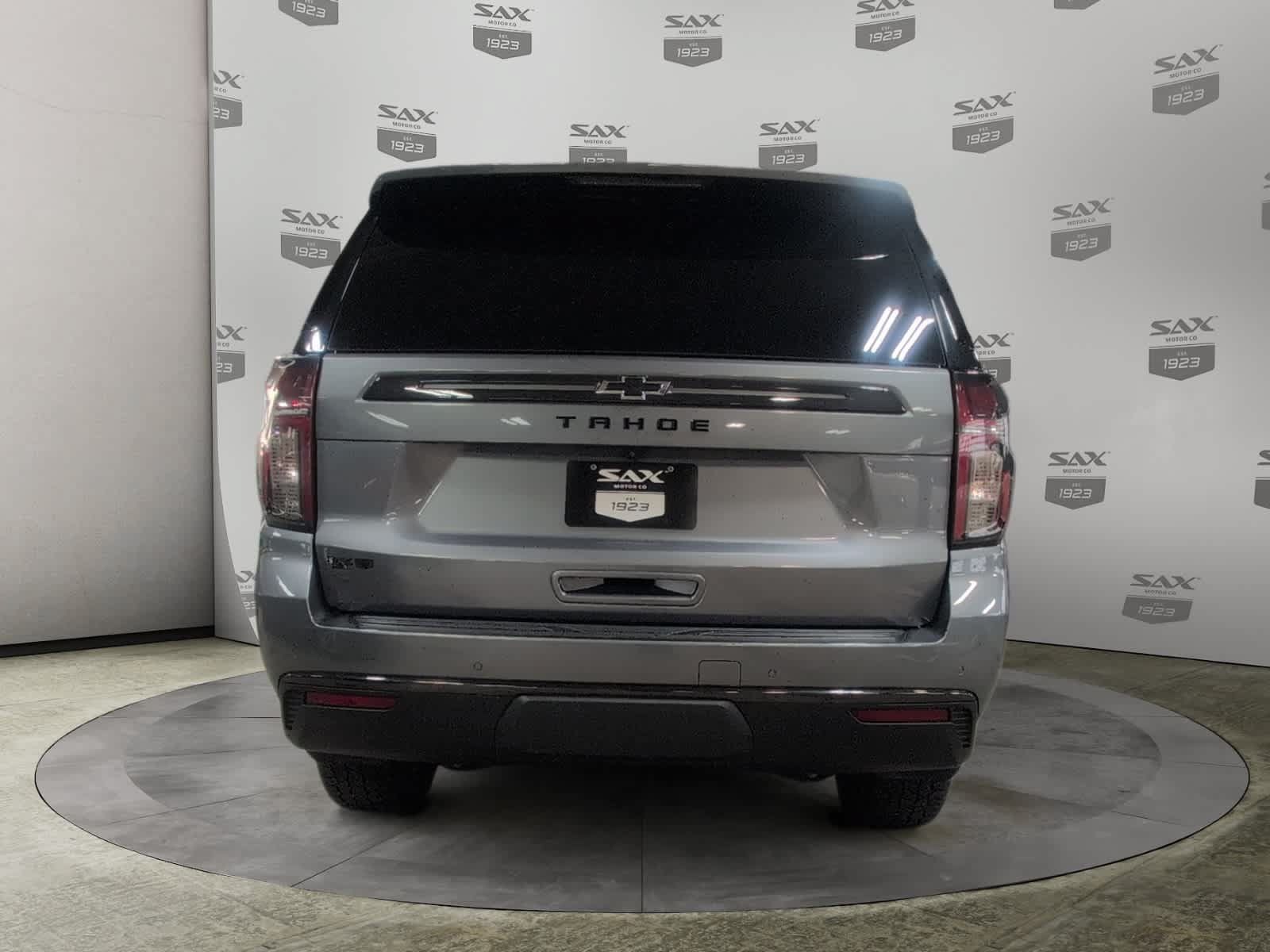 Used 2021 Chevrolet Tahoe Z71 w/ Z71 Signature Package AWD/4WD image 4