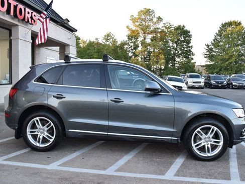 Used 2017 Audi Q5 2.0T Premium Plus w/ Technology Package image 6
