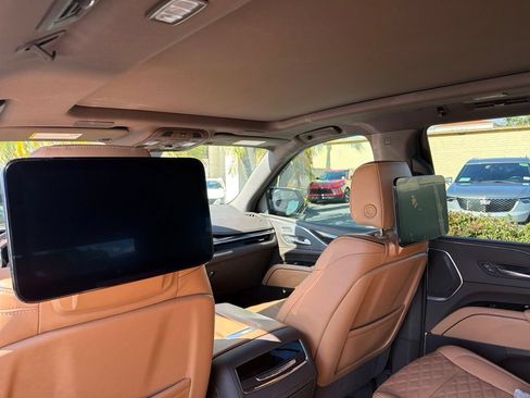 Used 2021 Cadillac Escalade Sport w/ Driver Assist Tech Package RWD image 10