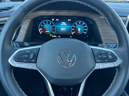 New 2026 Volkswagen Atlas SE FWD image 23