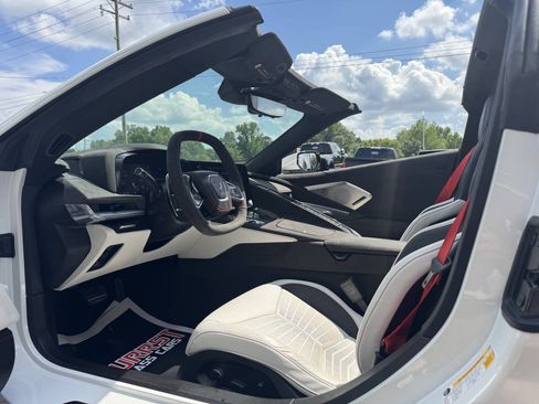 Used 2023 Chevrolet Corvette Stingray Premium Cpe RWD image 32