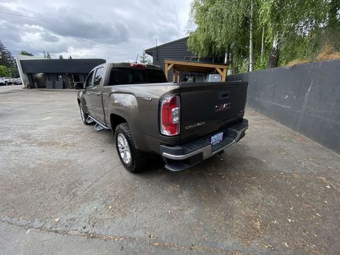Used 2016 GMC Canyon SLT w/ Driver Alert Package AWD/4WD image 4