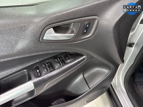 Used 2016 Ford Transit Connect XLT image 8