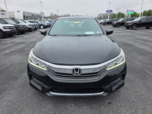 Used 2017 Honda Accord Sport Special Edition image 8