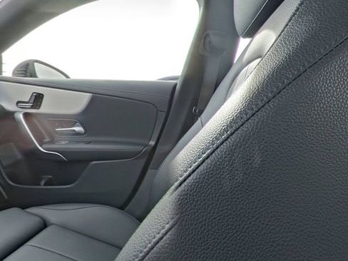 Used 2025 Mercedes-Benz CLA 250 CLA 250 image 25
