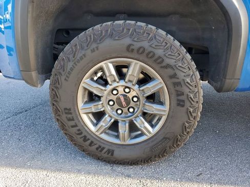 Used 2024 GMC Sierra 1500 AT4X image 5