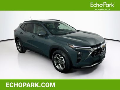 Used 2025 Chevrolet Trax LT