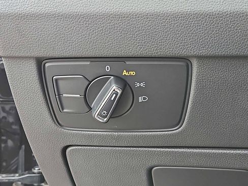 Used 2021 Volkswagen Arteon SE w/ Luggage Net & Mats Package image 19