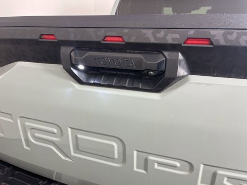 Used 2022 Toyota Tundra TRD Pro AWD/4WD image 9
