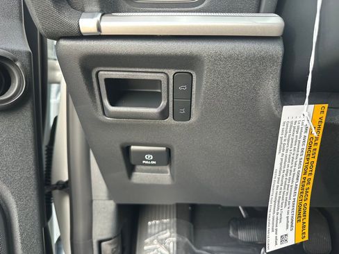 New 2026 Ford Expedition Active image 70