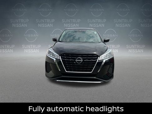 Certified 2024 Nissan Kicks S FWD image 11