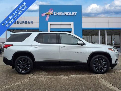 Used 2020 Chevrolet Traverse RS w/ LPO, Floor Liner Package image 4