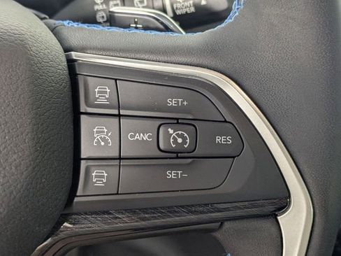 Used 2024 Jeep Grand Cherokee Trailhawk AWD/4WD image 17