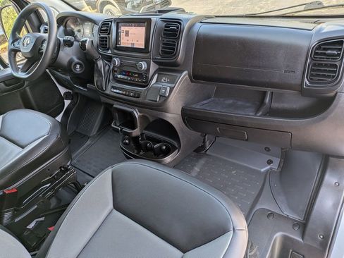 Used 2025 RAM ProMaster 3500 w/ Convenience Group FWD image 23