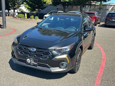 Used 2024 Subaru Crosstrek 2.5i Sport AWD/4WD image 3