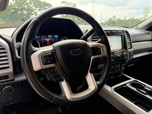 Used 2017 Ford F350 Lariat w/ Tow Technology Bundle AWD/4WD image 9