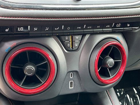 Used 2022 Chevrolet Blazer RS image 16