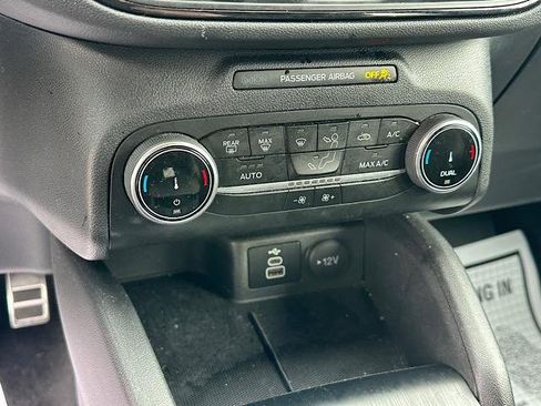 Used 2024 Ford Escape ST-Line image 27