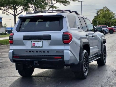 Certified 2025 Toyota 4Runner TRD Off-Road Premium AWD/4WD image 6