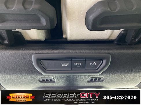 Used 2021 Jeep Gladiator Mojave image 21