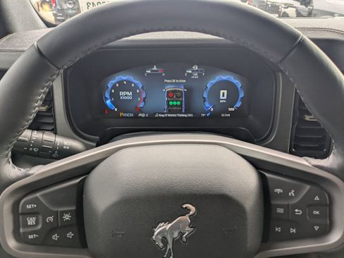 New 2025 Ford Bronco Badlands image 25