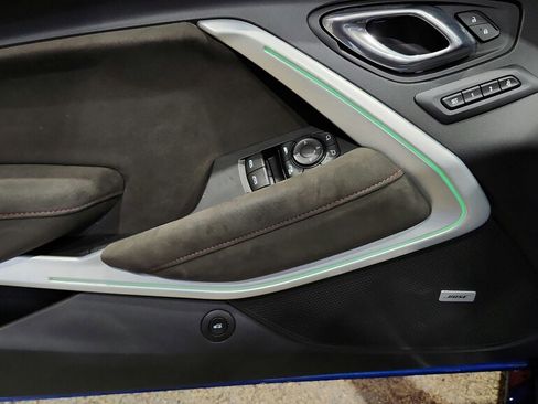 Used 2018 Chevrolet Camaro ZL1 RWD image 24