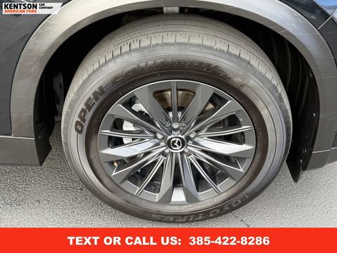 Used 2025 MAZDA CX-70 3.3 Turbo w/ Preferred Package image 16