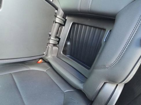 Used 2022 Chevrolet Silverado 1500 High Country w/ Safety Package II image 32