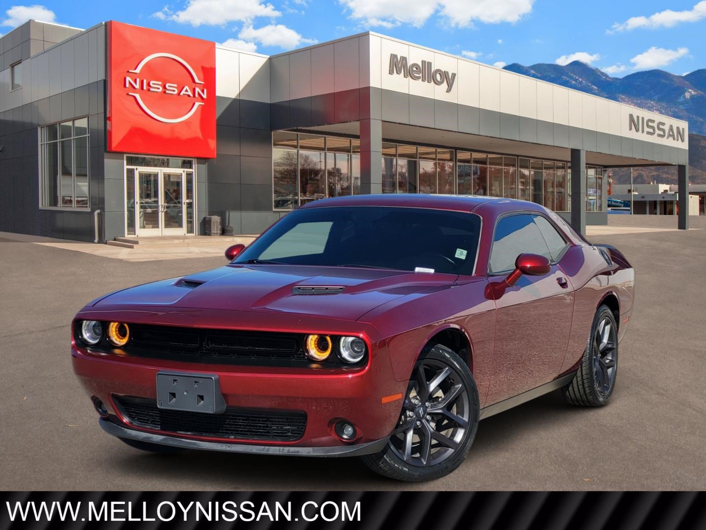Used 2021 Dodge Challenger SXT RWD image 1