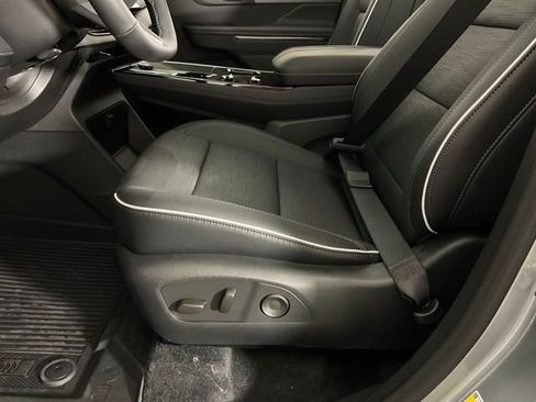 New 2026 Buick Enclave Sport Touring w/ Power Package FWD image 33