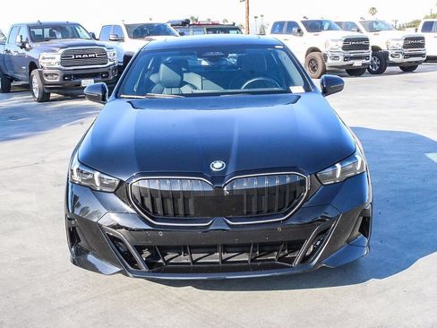 Used 2024 BMW i5 eDrive40i w/ M Sport Package RWD image 3