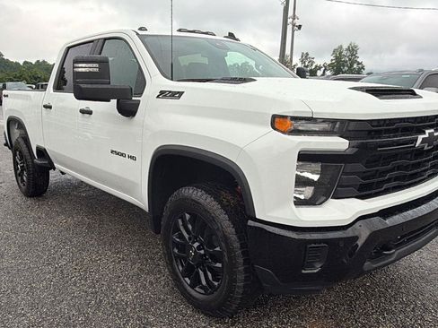 New 2026 Chevrolet Silverado 2500 Custom w/ Custom Value Package AWD/4WD image 5