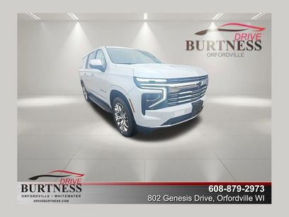New 2026 Chevrolet Suburban Premier w/ Sun And Tow Package
