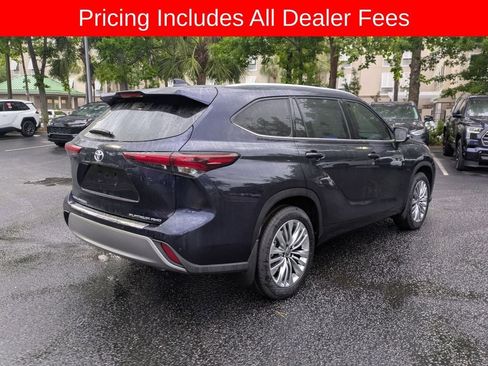 New 2026 Toyota Highlander Platinum AWD/4WD image 5